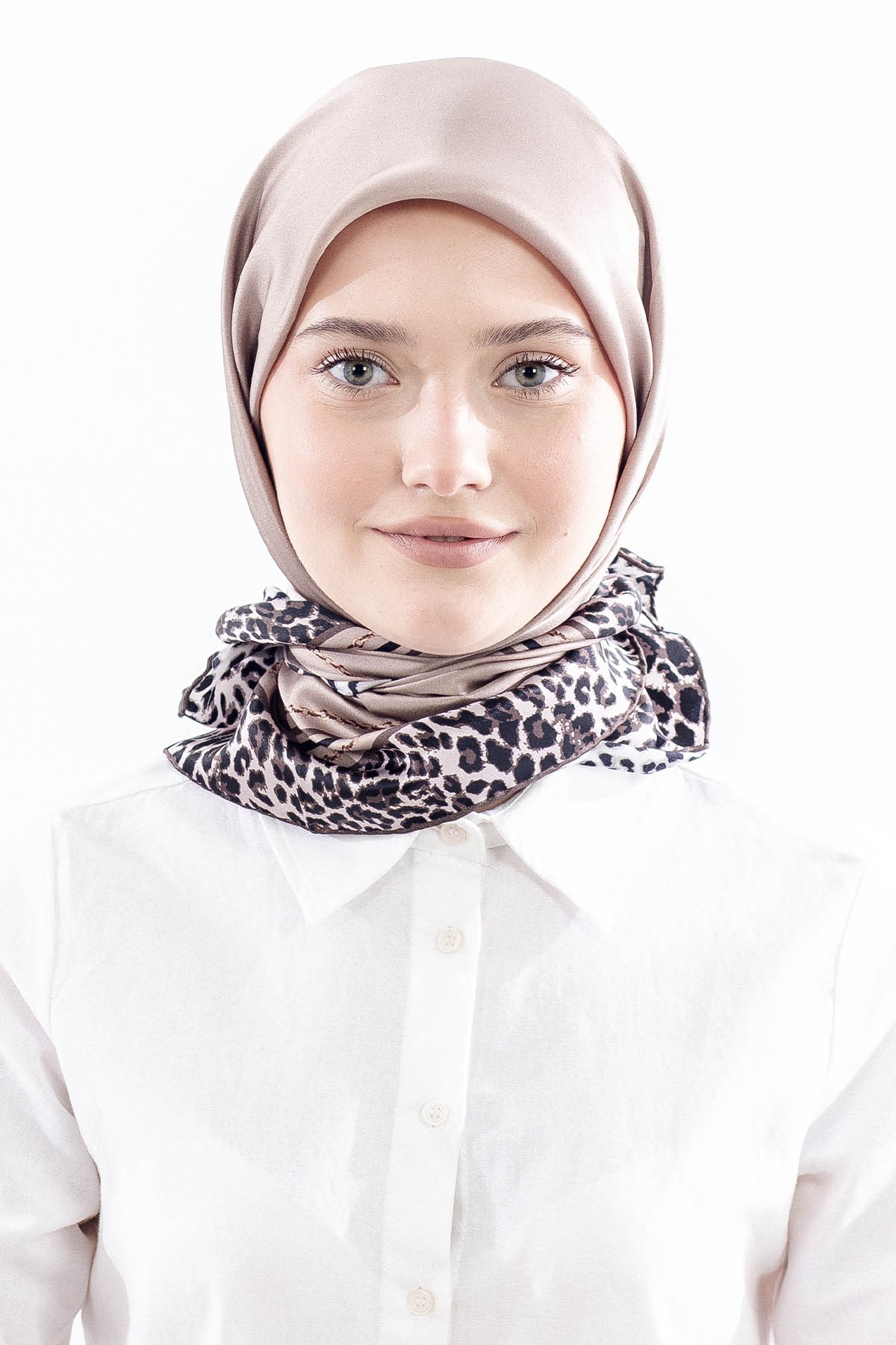 10748 İpek Eşarp Sura Kumas Kenari Leopar - Vizon - 1