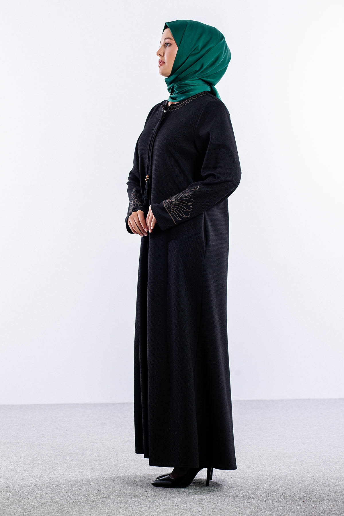 1075 Ferace 46-56 Sakine Luna Kis - Siyah - 4