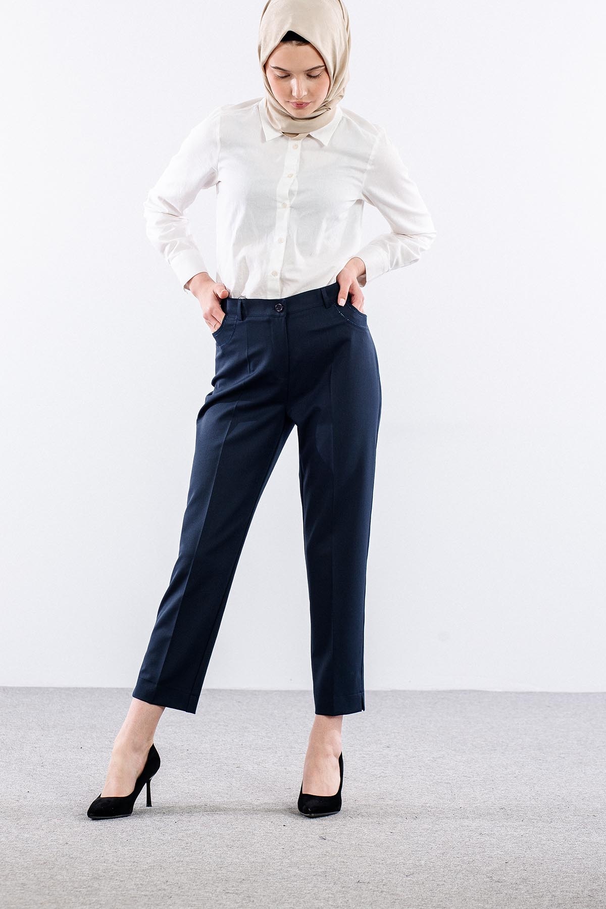 1181 Pantolon 44-50 - Lacivert - 1