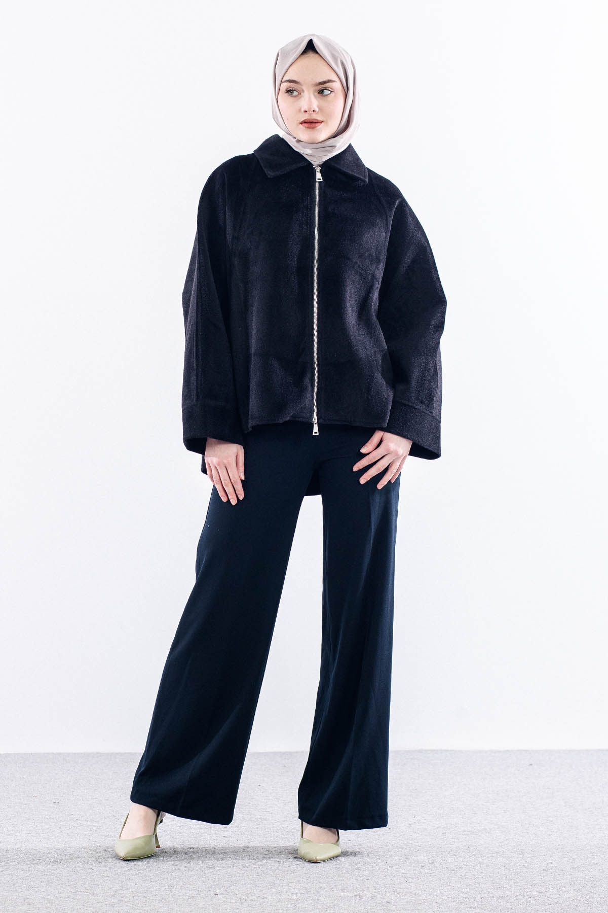 1215-00 Kisa Triko Ceket Tek - Siyah - 1