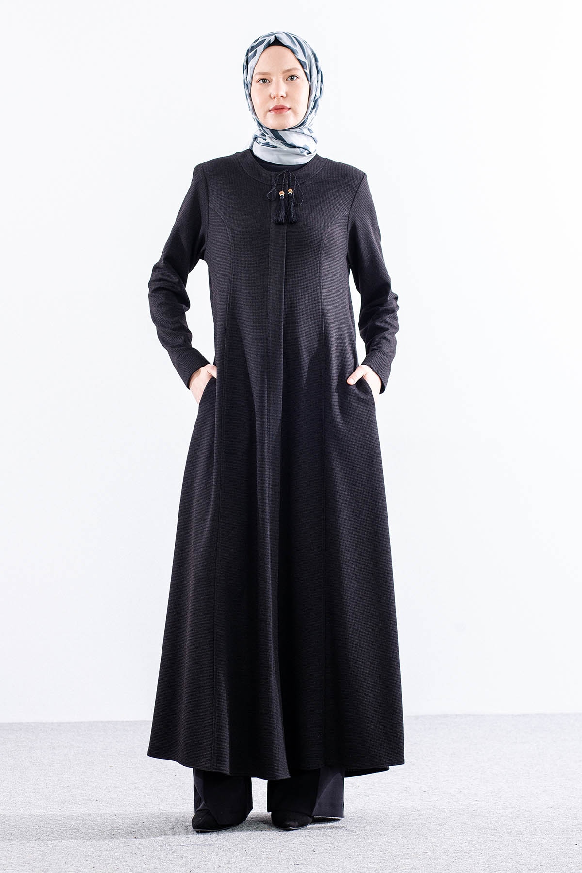 1611 Ferace 40-50 Saliha Luna Kis Kumas - Siyah - 1