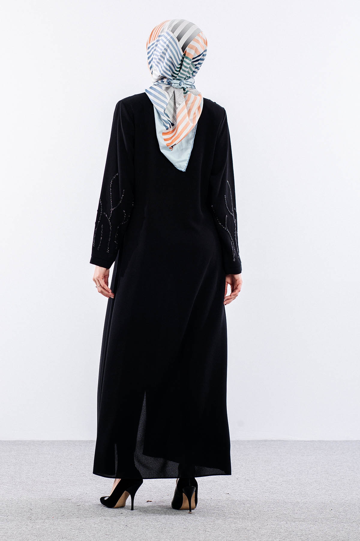 2273 Ferace 42-52 Kol Isli şik Detay - Siyah - 4