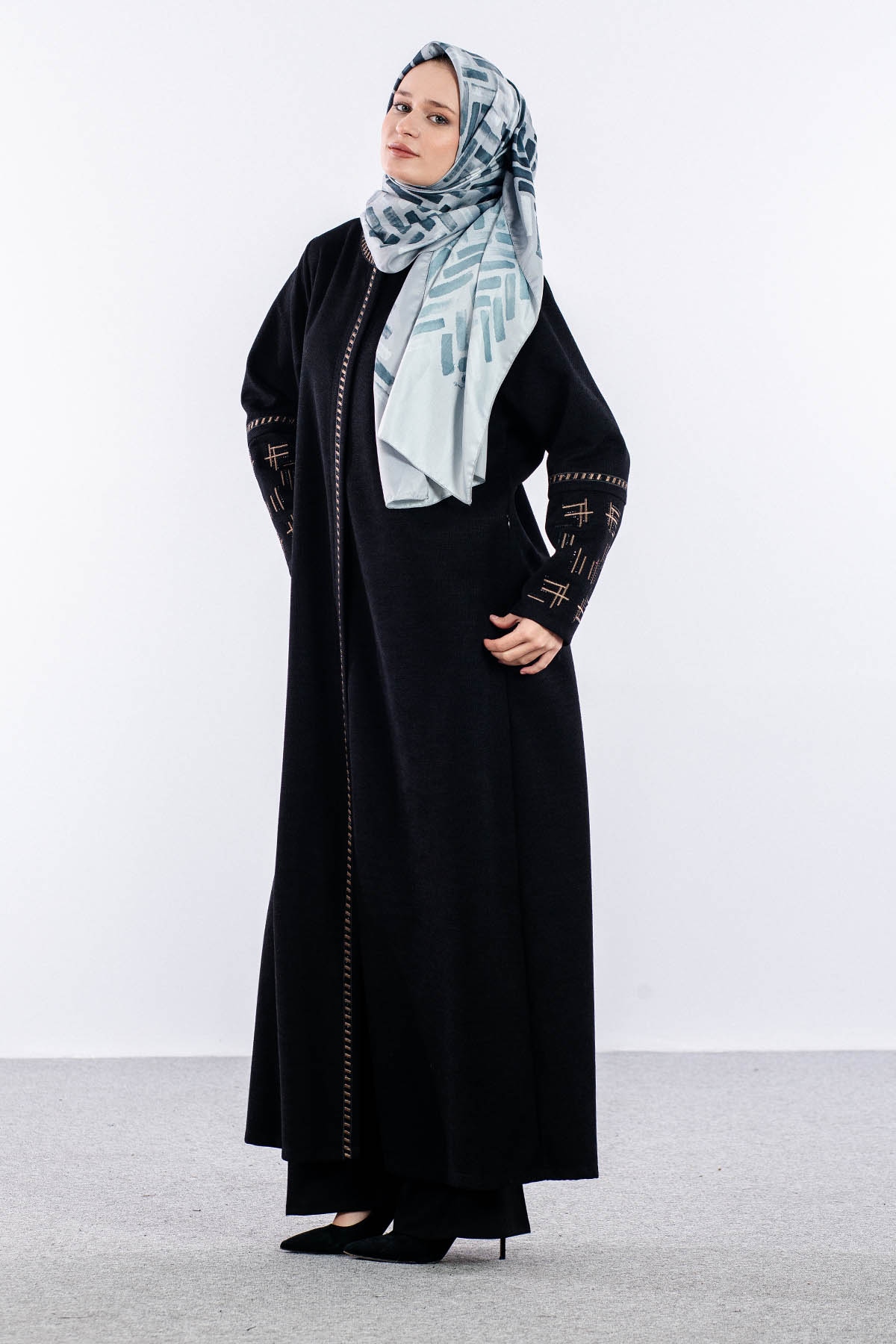 2321 Ferace 46-56 şöni̇l Kumaş - Siyah - 3