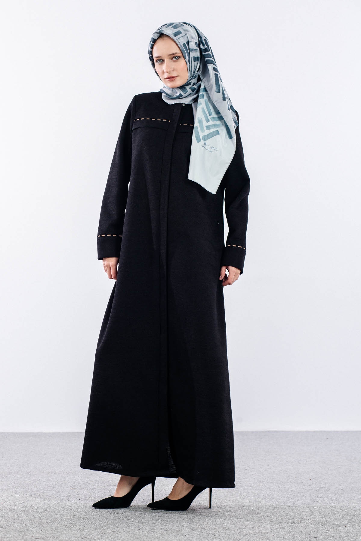 2322 Ferace 42-52 Kol Ve Ust Nakis - Siyah - 2