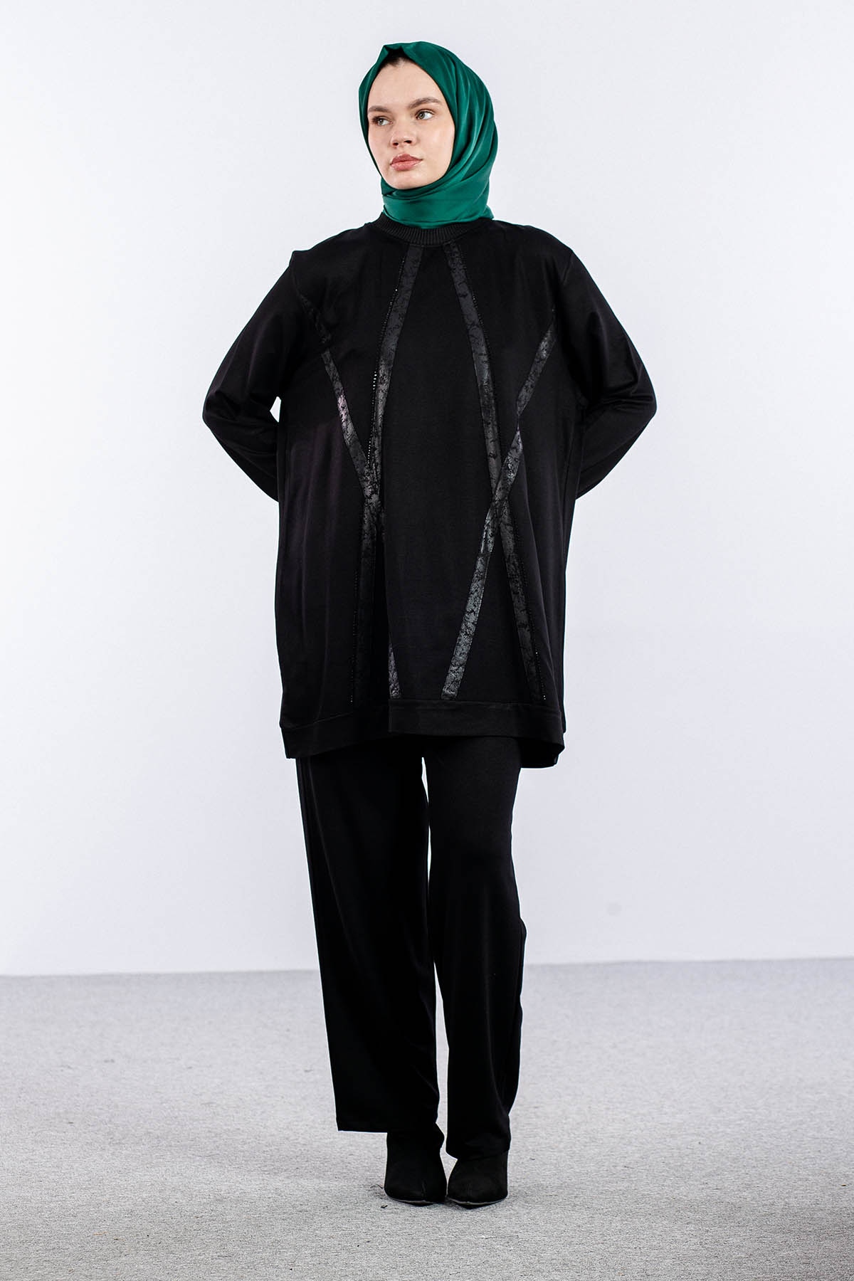 23472 Takim 48-50 - Siyah_k.deri - 2