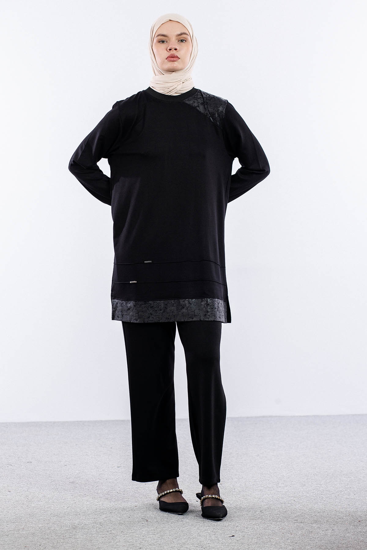 25243 Takim 44-46 - Siyah_k.deri - 1