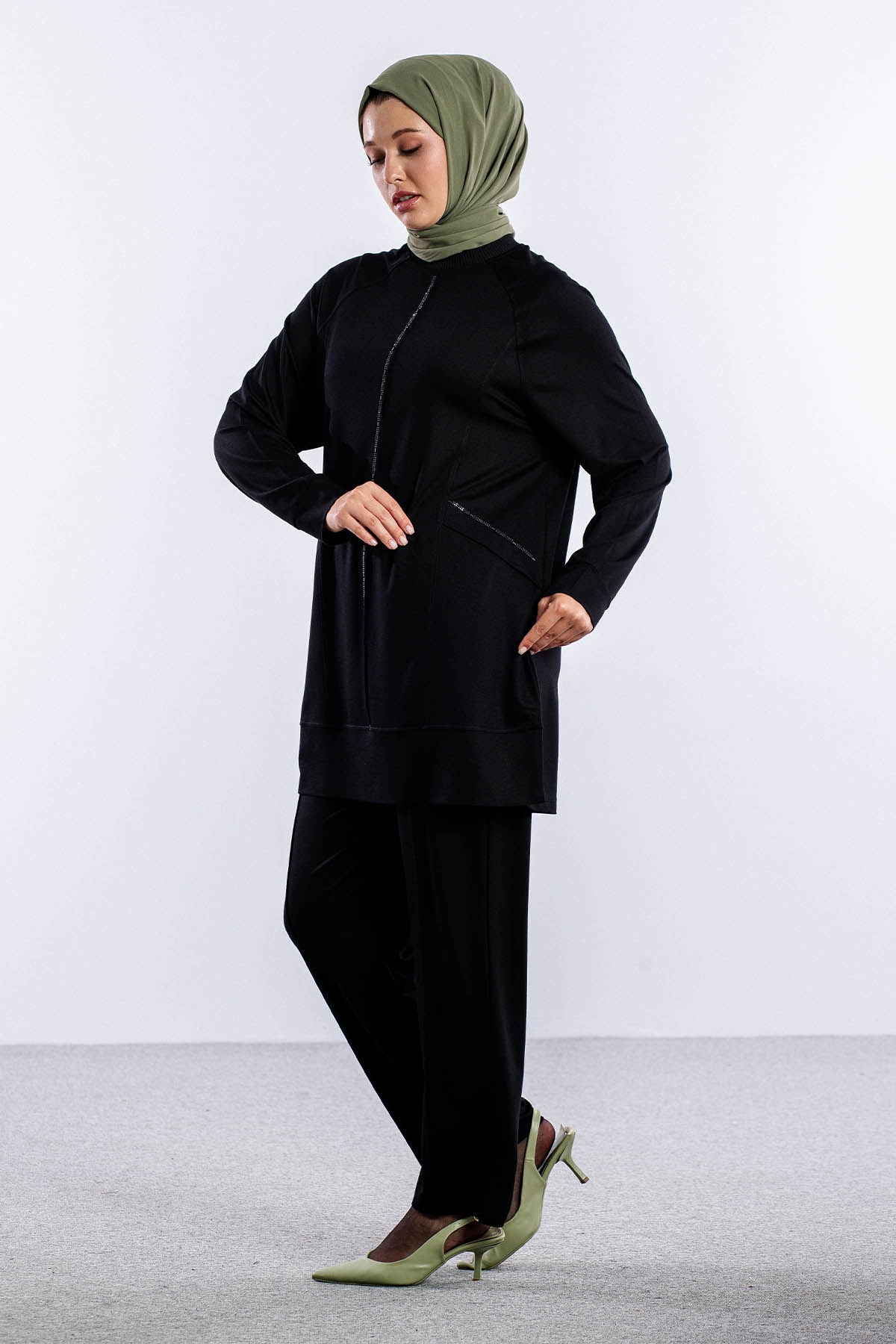 25246 Takim 44-46 Sirali - Siyah - 3