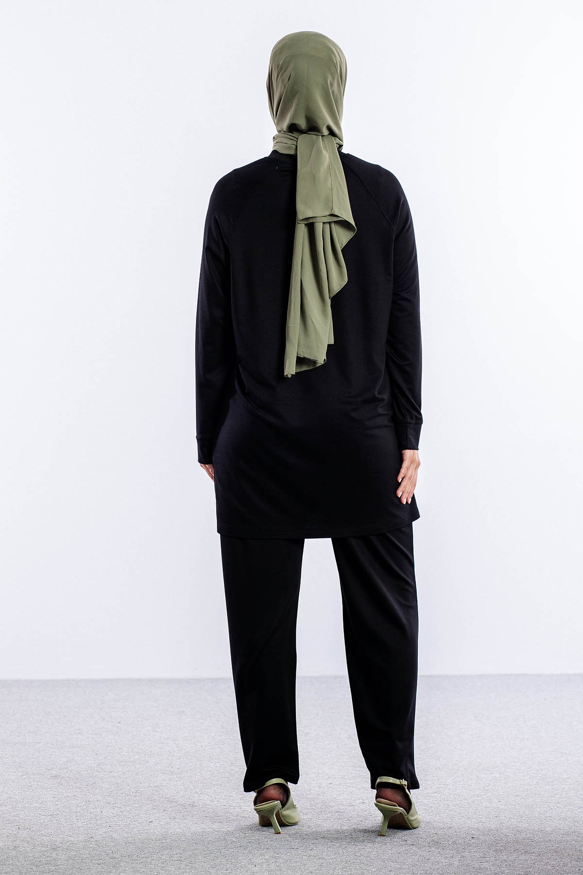 25246 Takim 44-46 Sirali - Siyah - 4