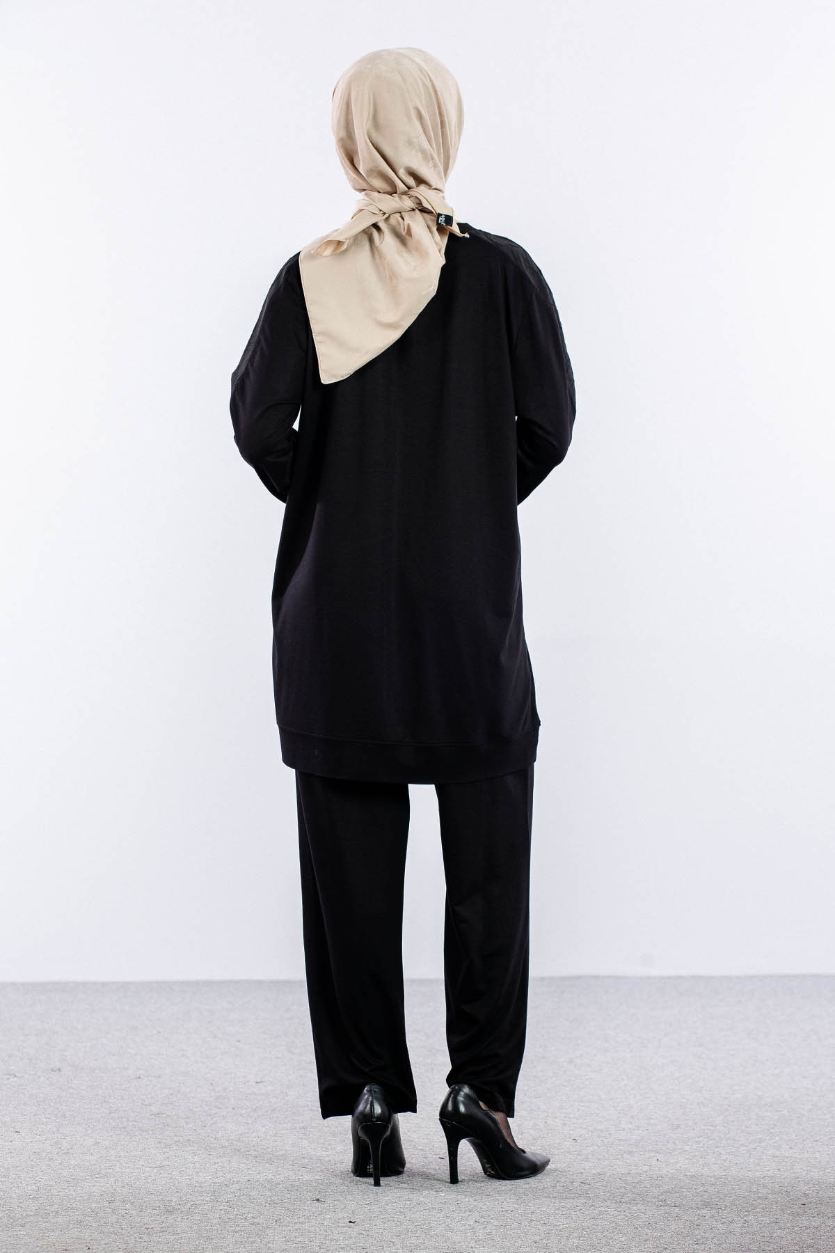 25247 Takim 44-46 Parasut Garni - Siyah - 5