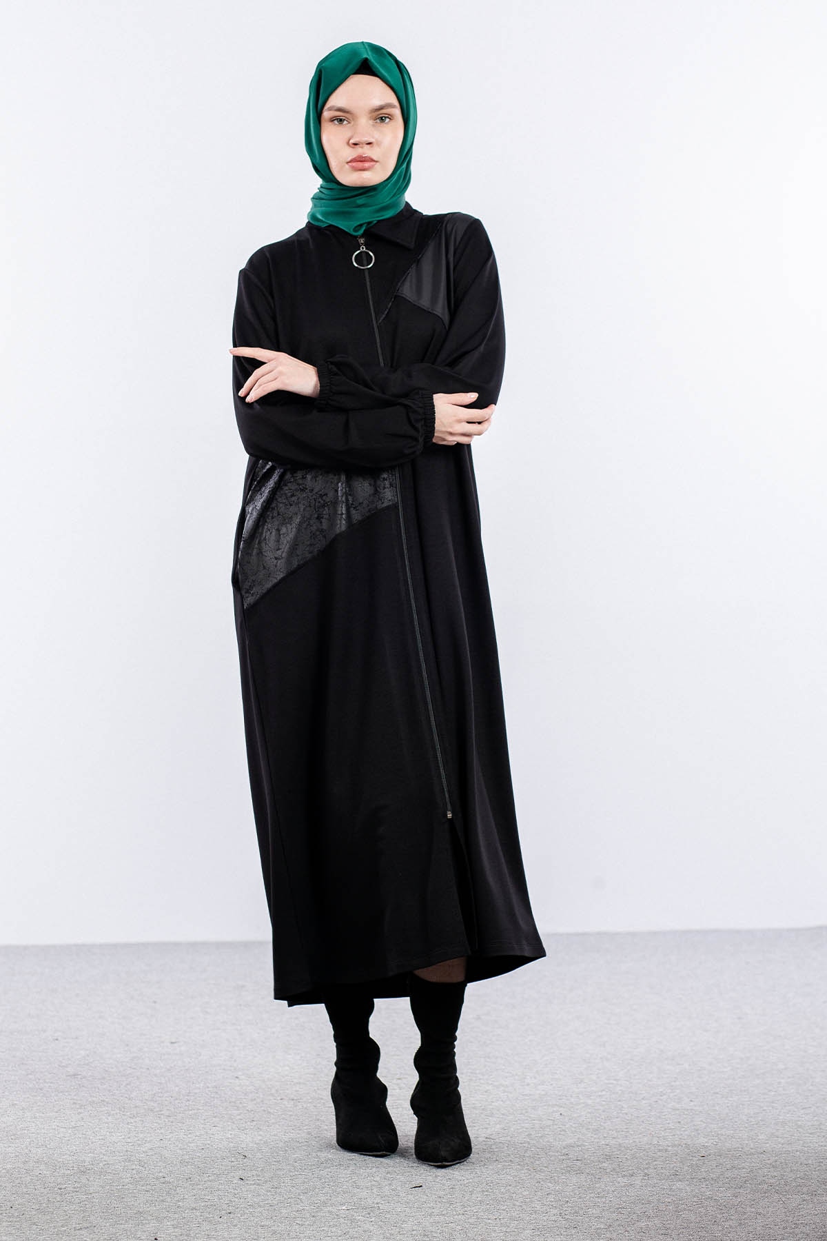 25249 Kap 44-46-48 Yakali - Siyah - 2