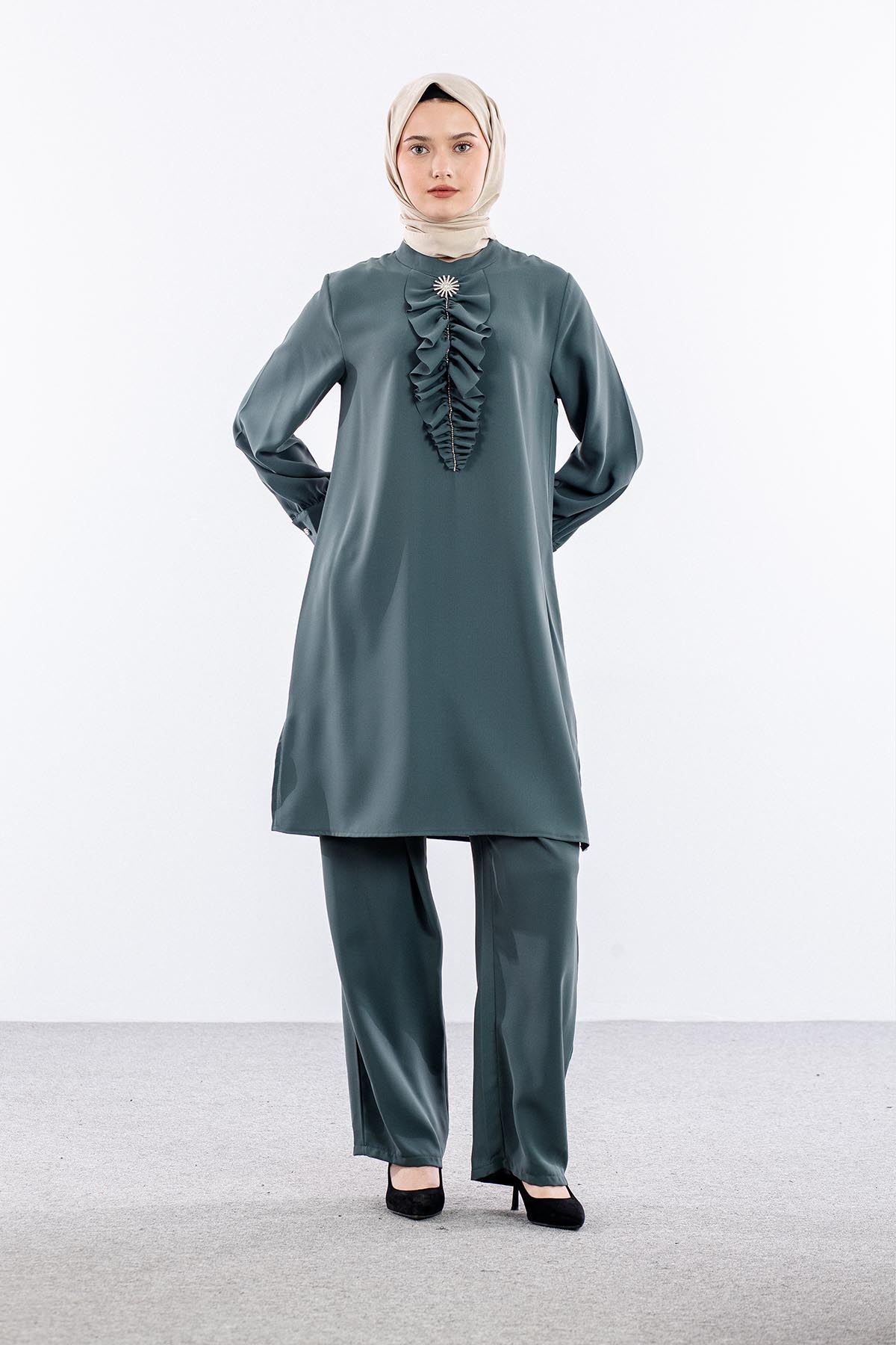 2587 İki̇li̇ Bluz 42-48 - Mint - 2