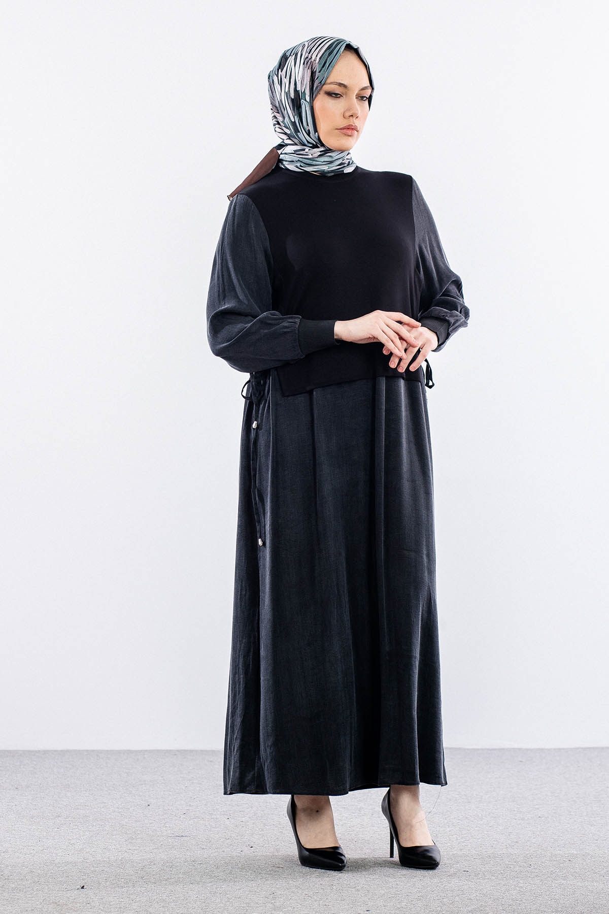 26131 Elbi̇se 44-46-48 - Siyah - 2