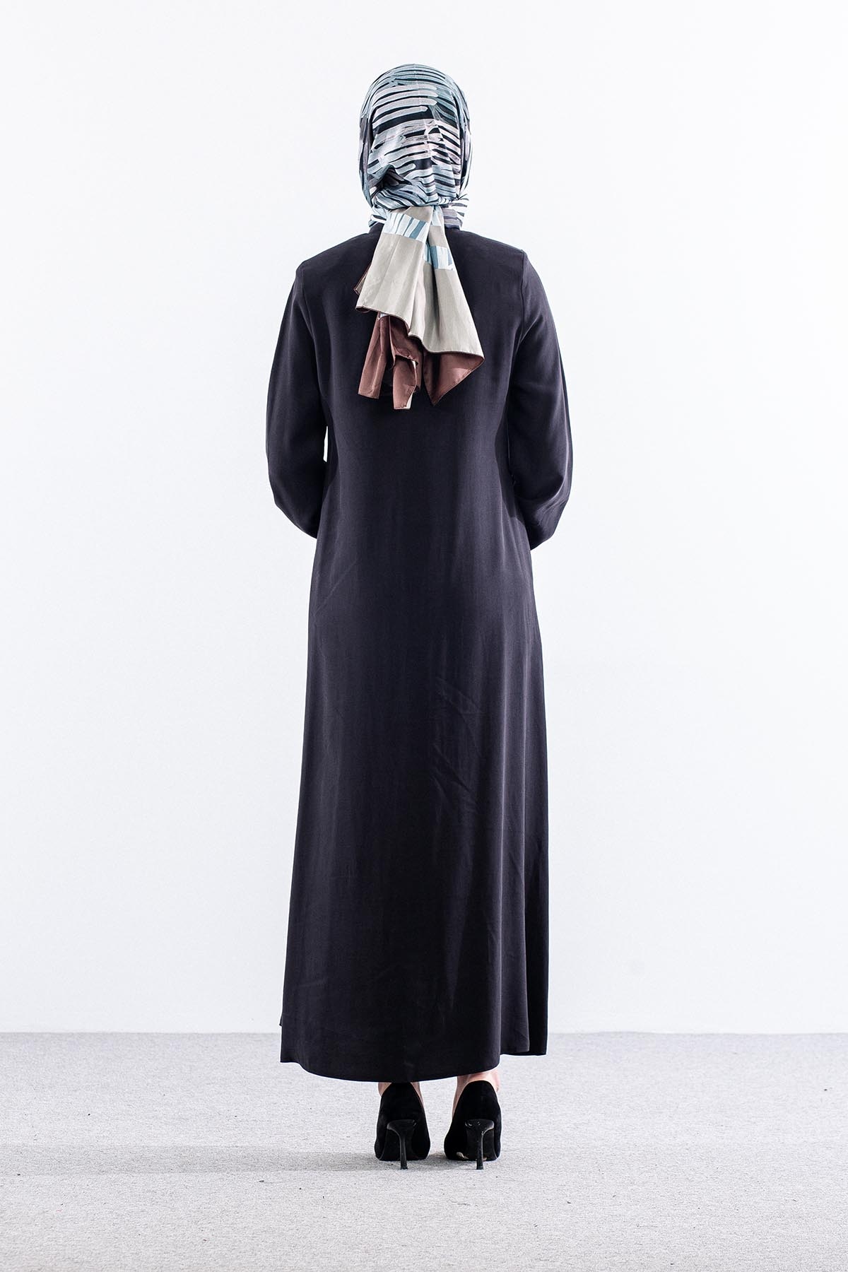 2616 Ferace 42-52 Tencel Duz Ipli - Siyah - 5