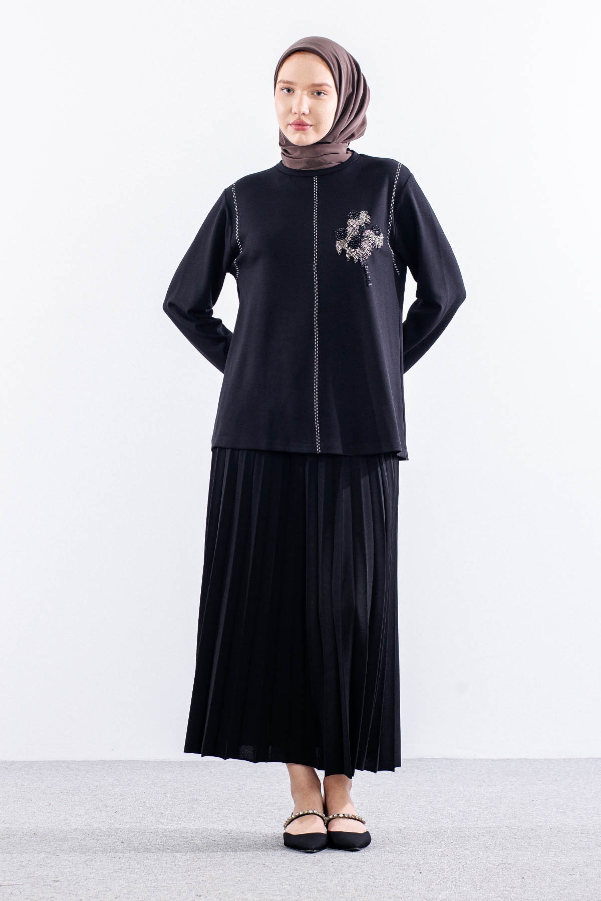 305 E.takim 40-46 Gul Islemeli - Siyah - 1