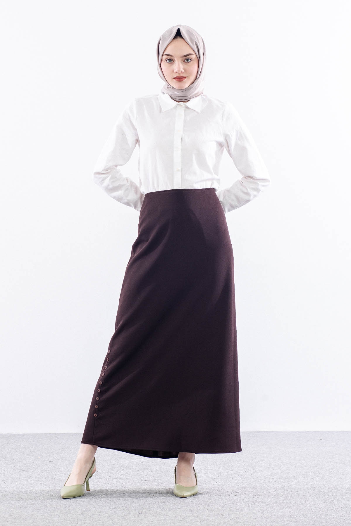 3349 Etek 42-52 Dugme Detay Kalem - Kahve - 1