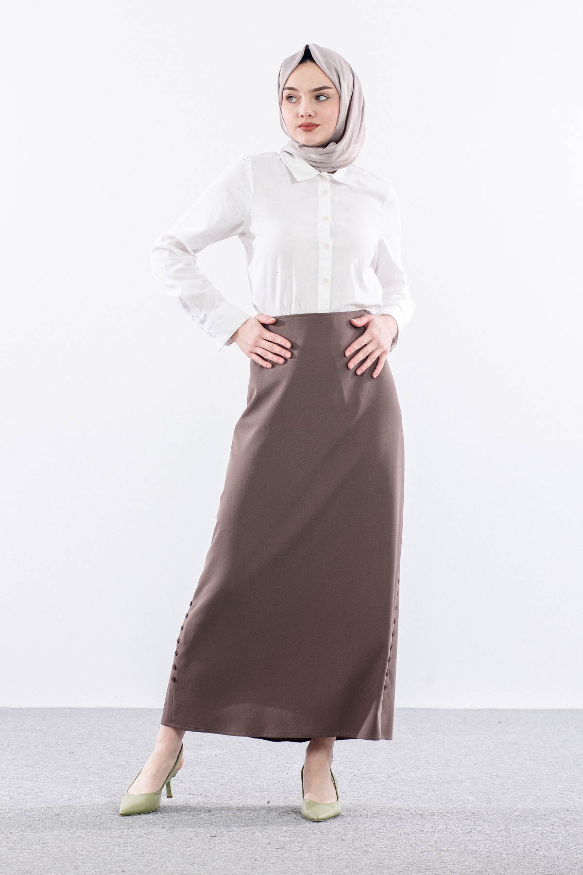 3349 Etek 42-52 Dugme Detay Kalem - Vizon - 2