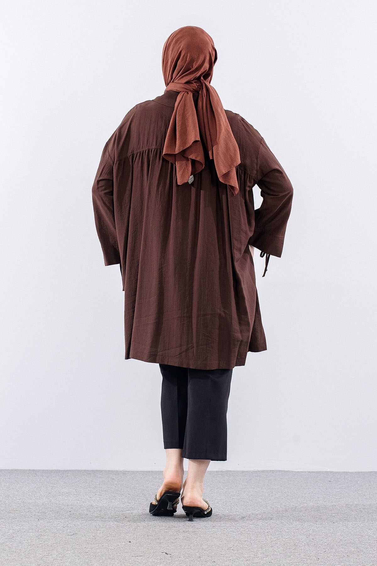 36506  Tunik Tek Kolu Pi̇leli̇ - Kahve - 4