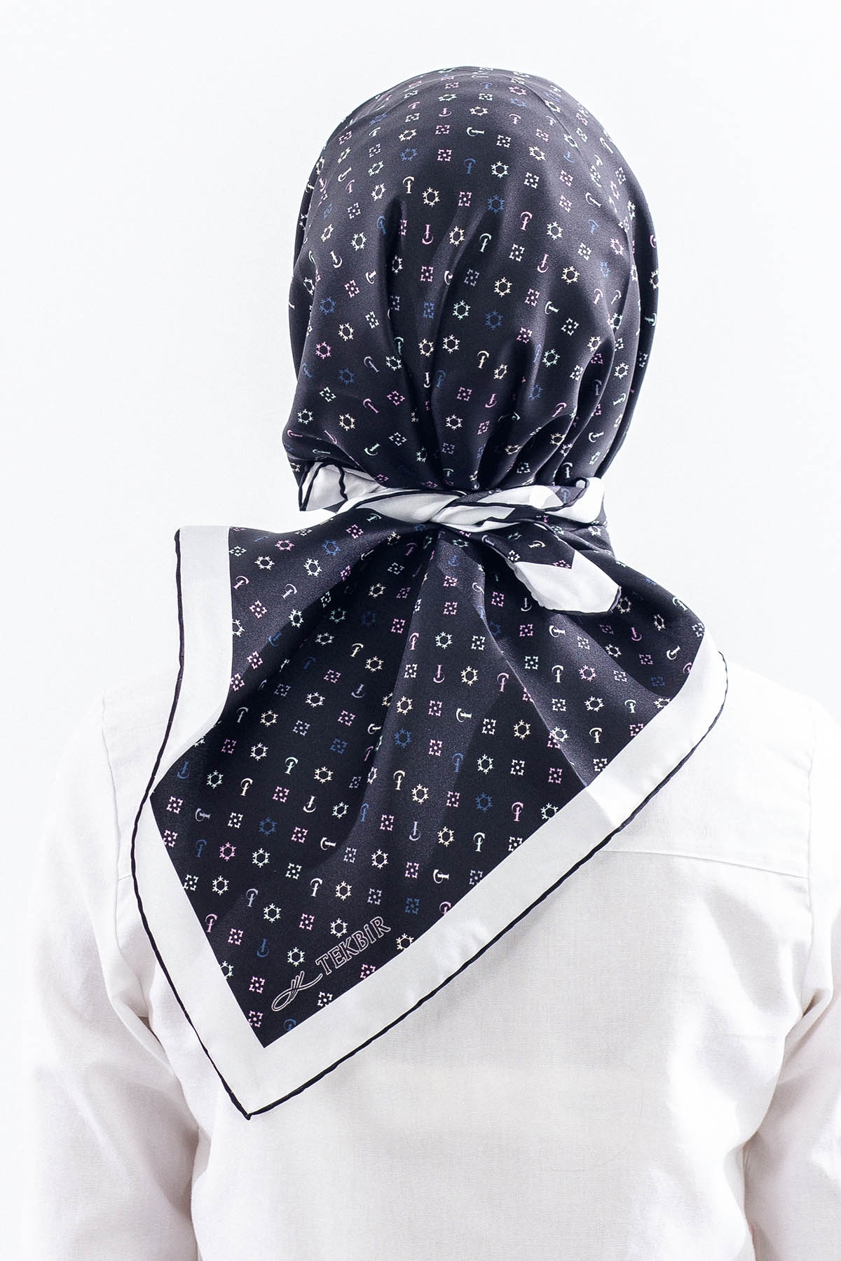 4639 İpek Eşarp Tvil Kumas Monogram - Siyah_renkli - 4