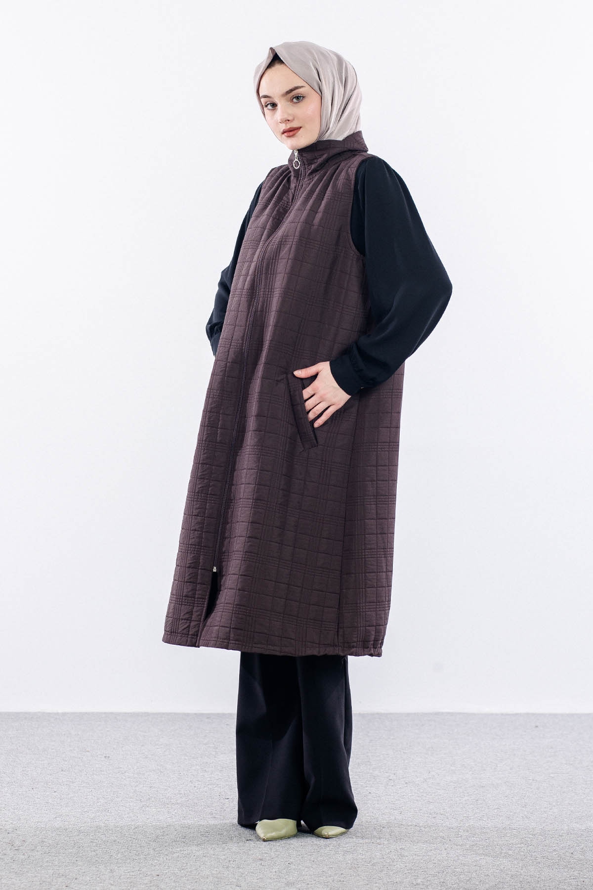 5016 Kapitone Yelek 42-48 - Kahve - 2