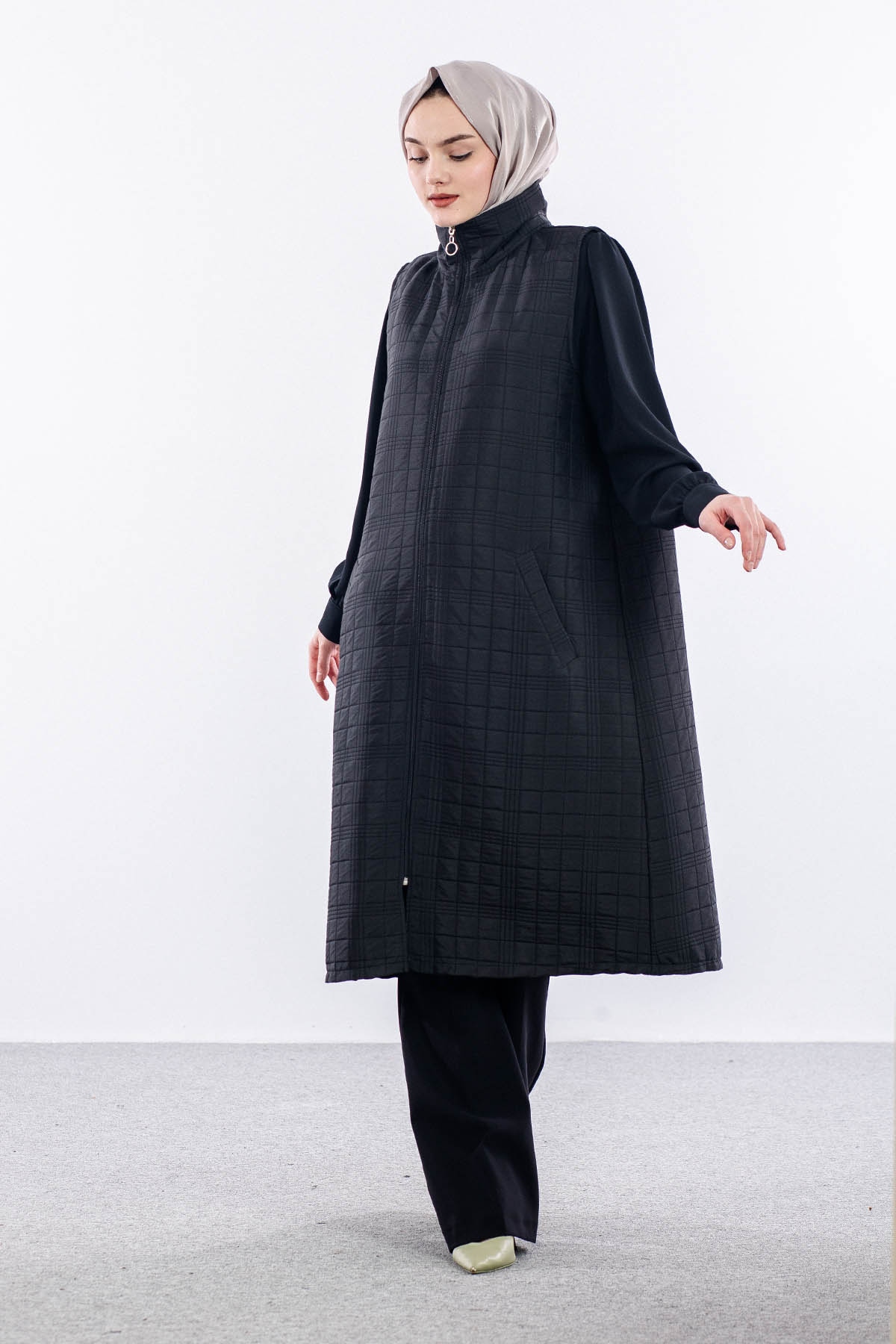 5016 Kapitone Yelek 42-48 - Siyah - 2