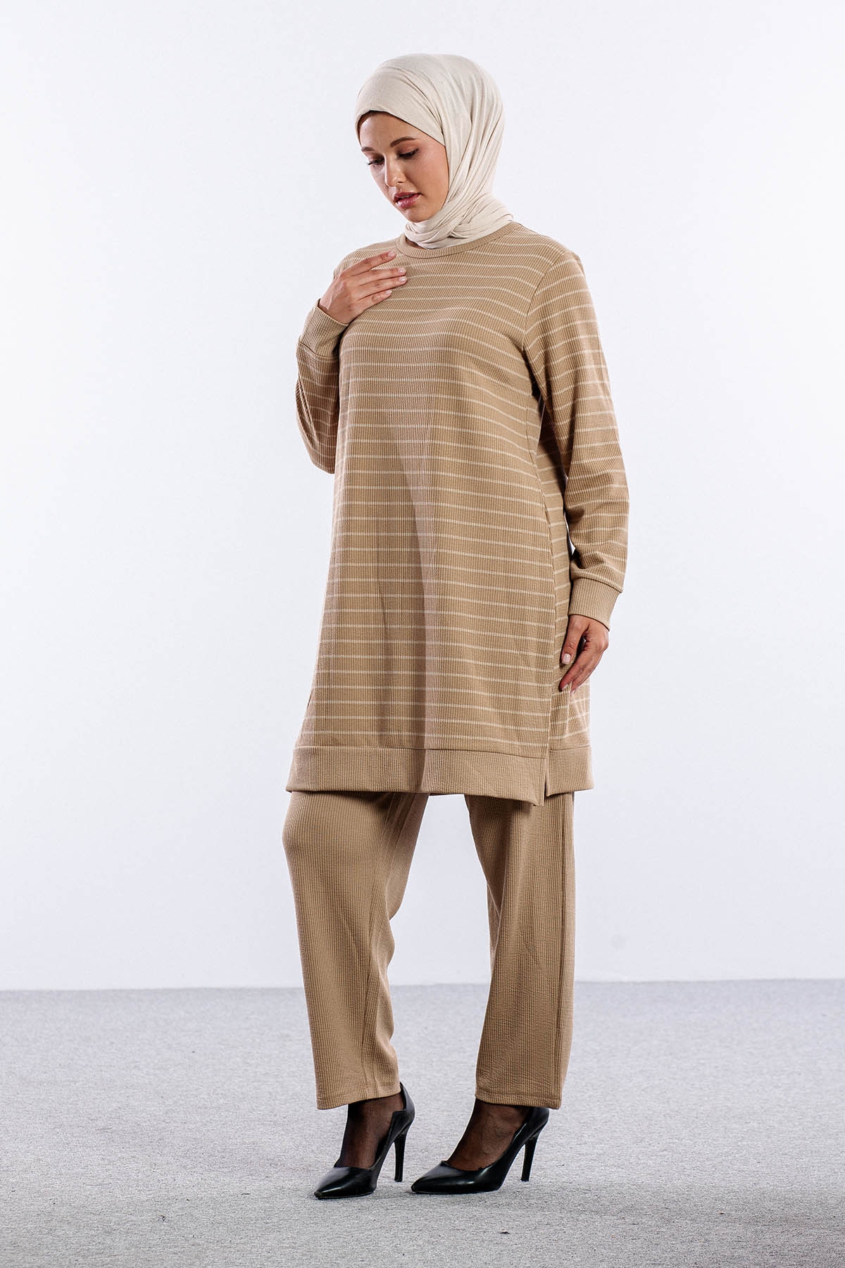 8444 Takim 44-50 - Bej - 2