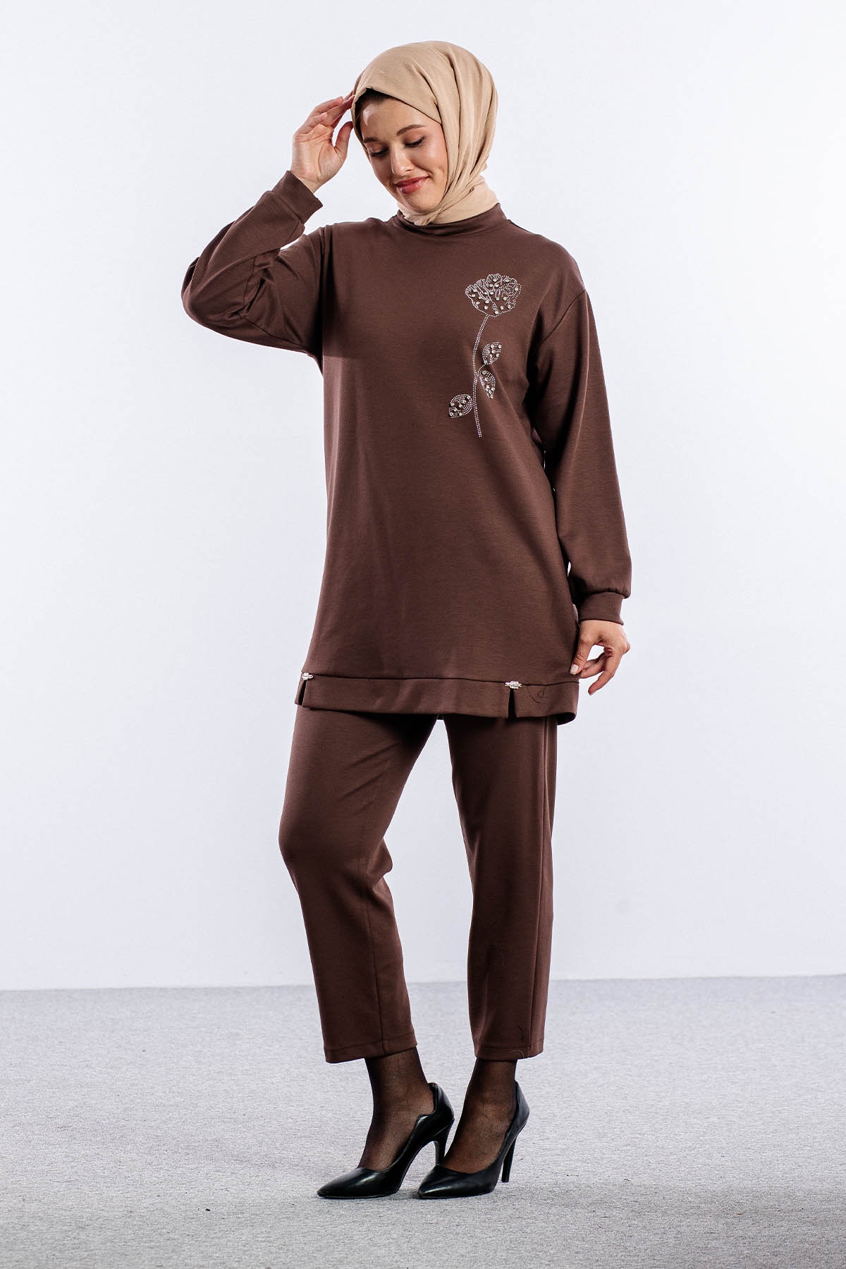 8660 Takim 38-46 Omuzda Gul Desen Tas - Kahve - 2