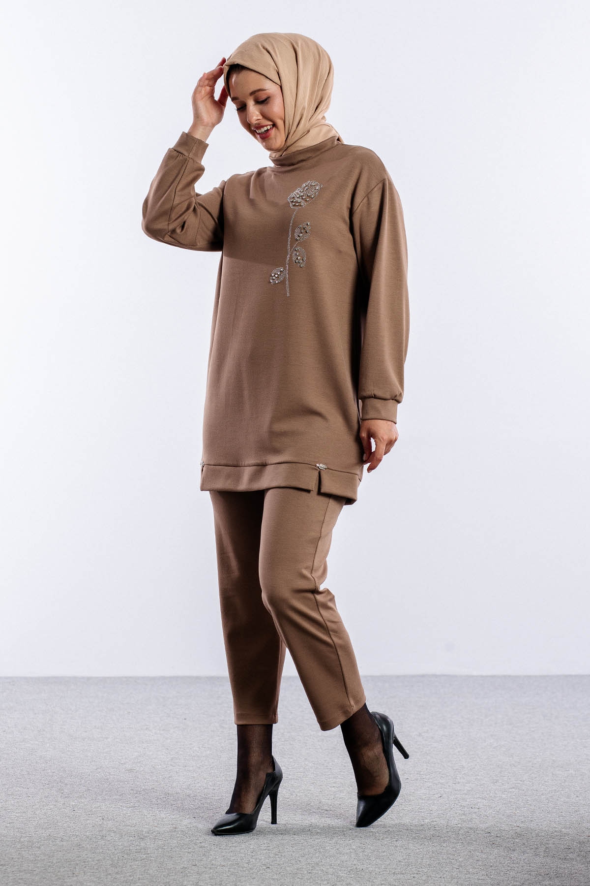 8660 Takim 38-46 Omuzda Gul Desen Tas - S_kahve - 2