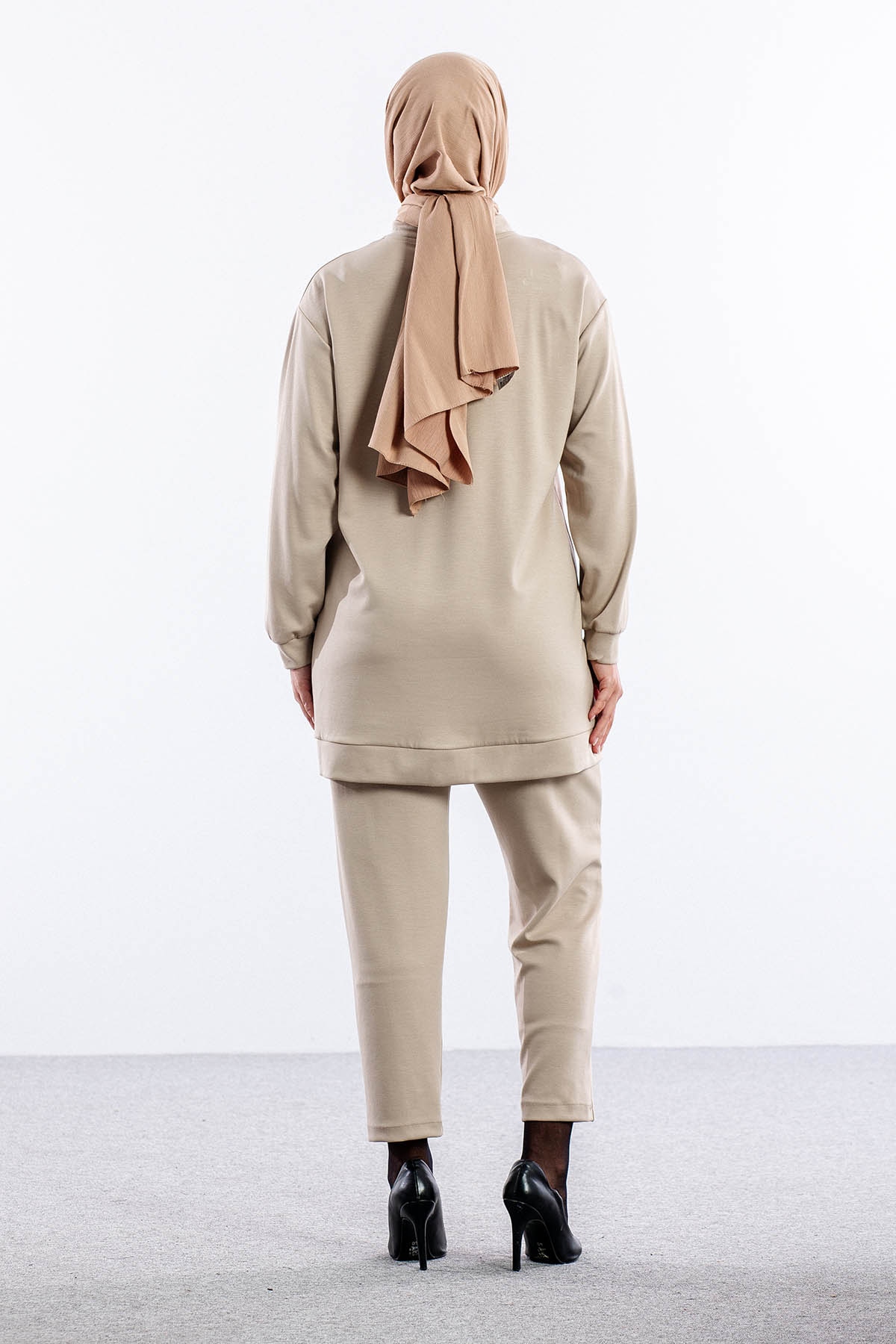 8660 Takim 38-46 Omuzda Gul Desen Tas - Tas - 5