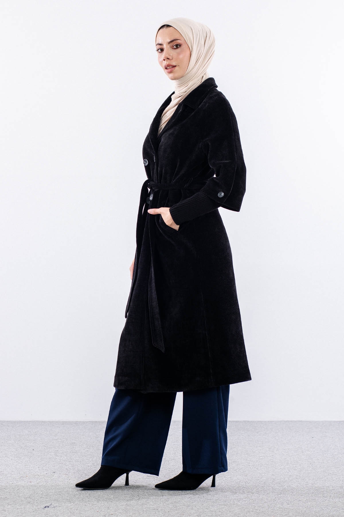 D-1478 Kadife Kaban 38-44 Cift Kol - Siyah - 3