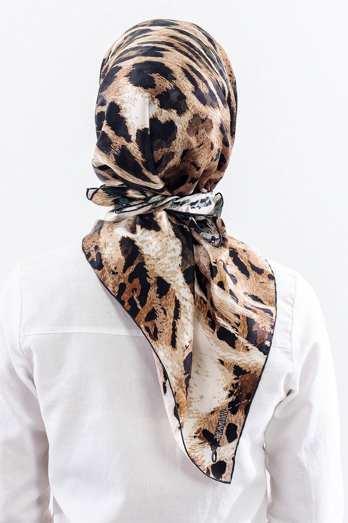 Dg11465 İpek Eşarp Tvil Kumas Leopar Desen - Yesil - 4