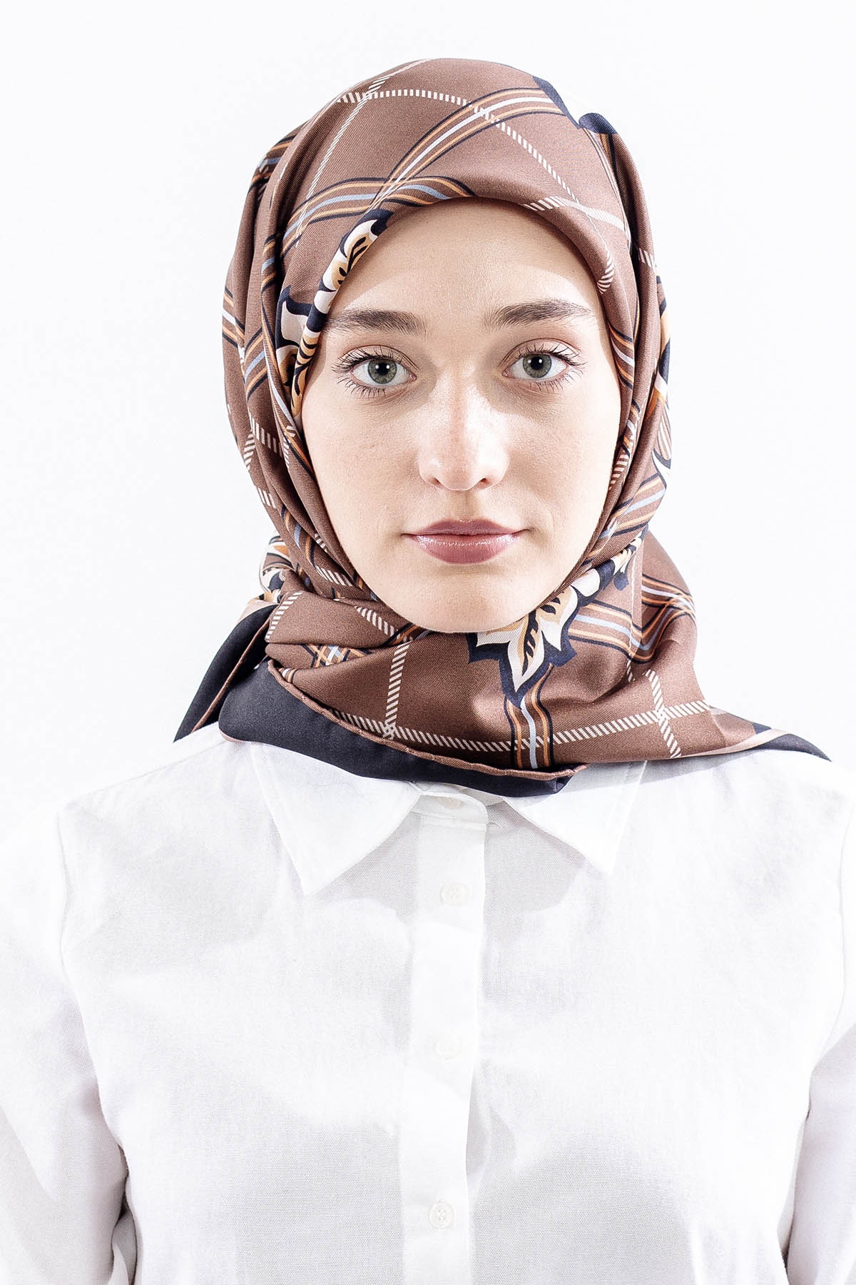 Dg14815 İpek Eşarp Kare Yaprak Tvil Kumas - Kahve - 1