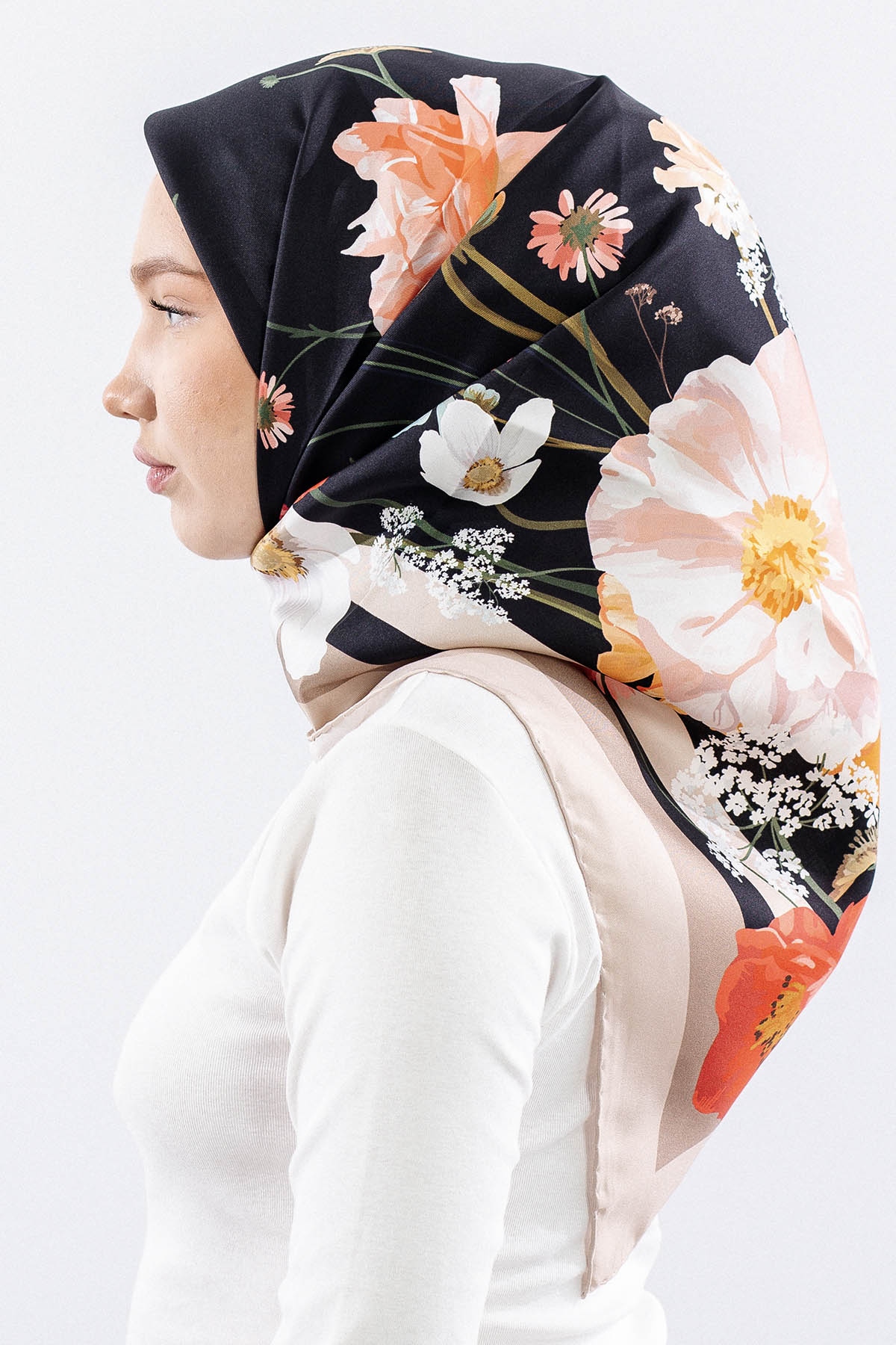 Dg14821 İpek Eşarp Nilufer Tvil Kumas - Siyah - 3