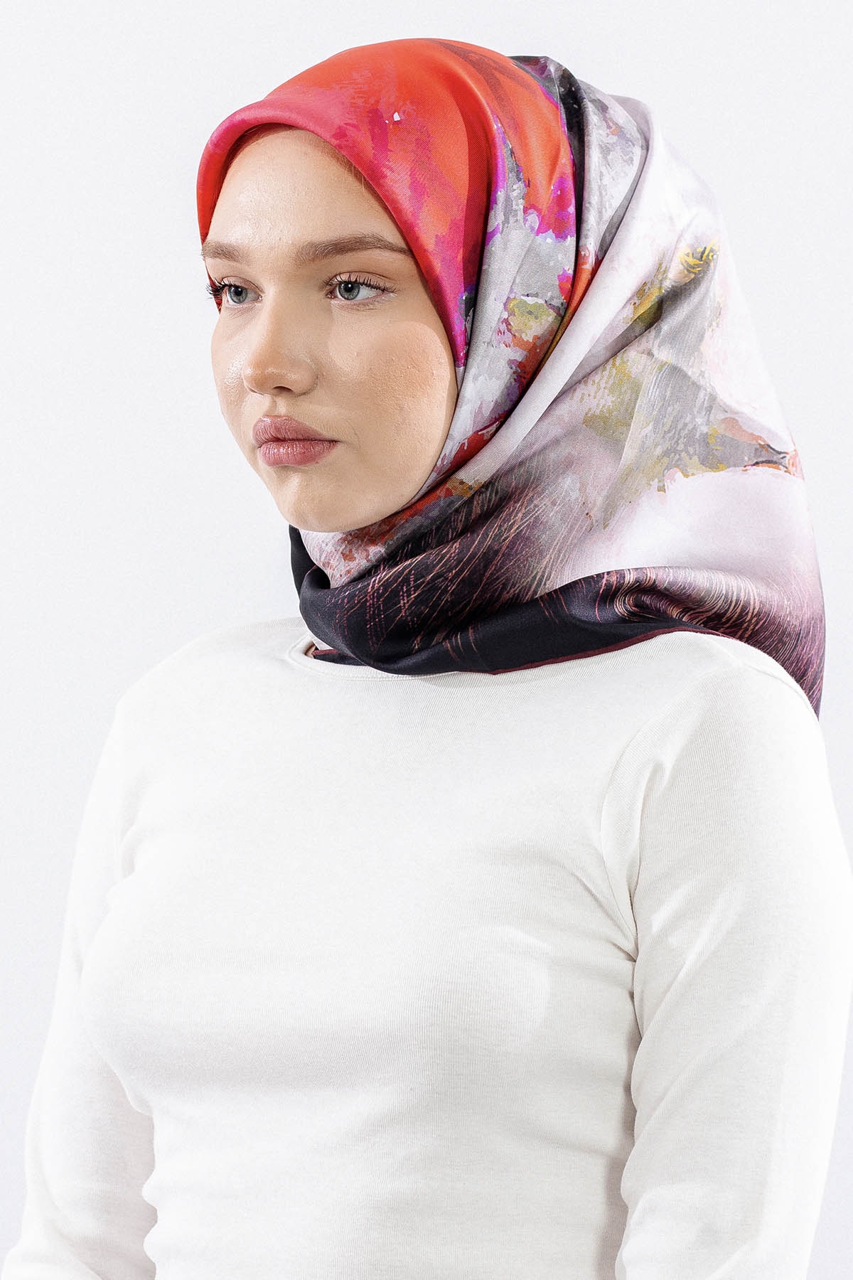 Dg14826 İpek Eşarp Flu Gul Tvil Kumas - Siyah_kirmizi - 2