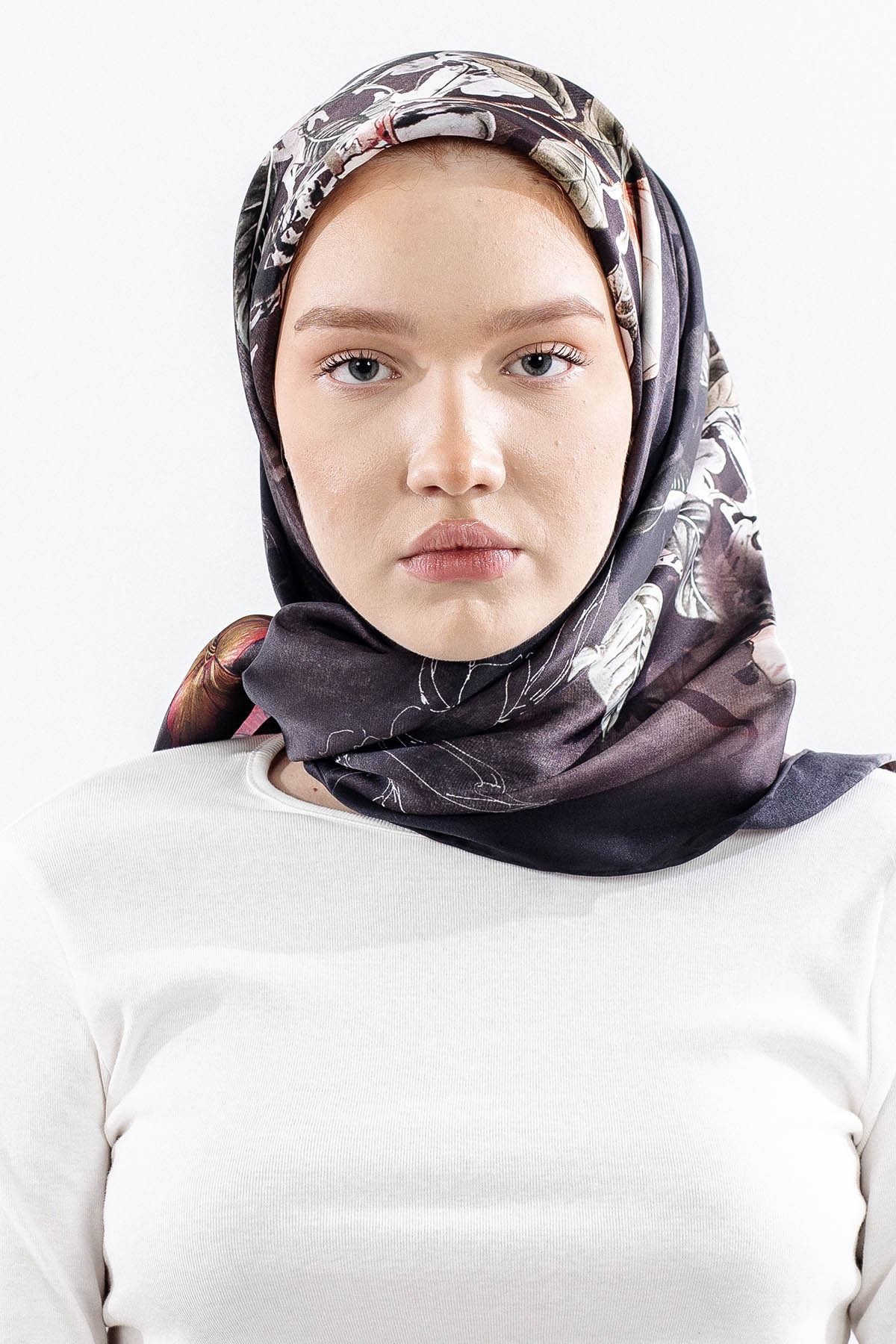 Dg14828 İpek Eşarp Cicek Dali Tvil Kumas - Siyah_kirmizi - 1