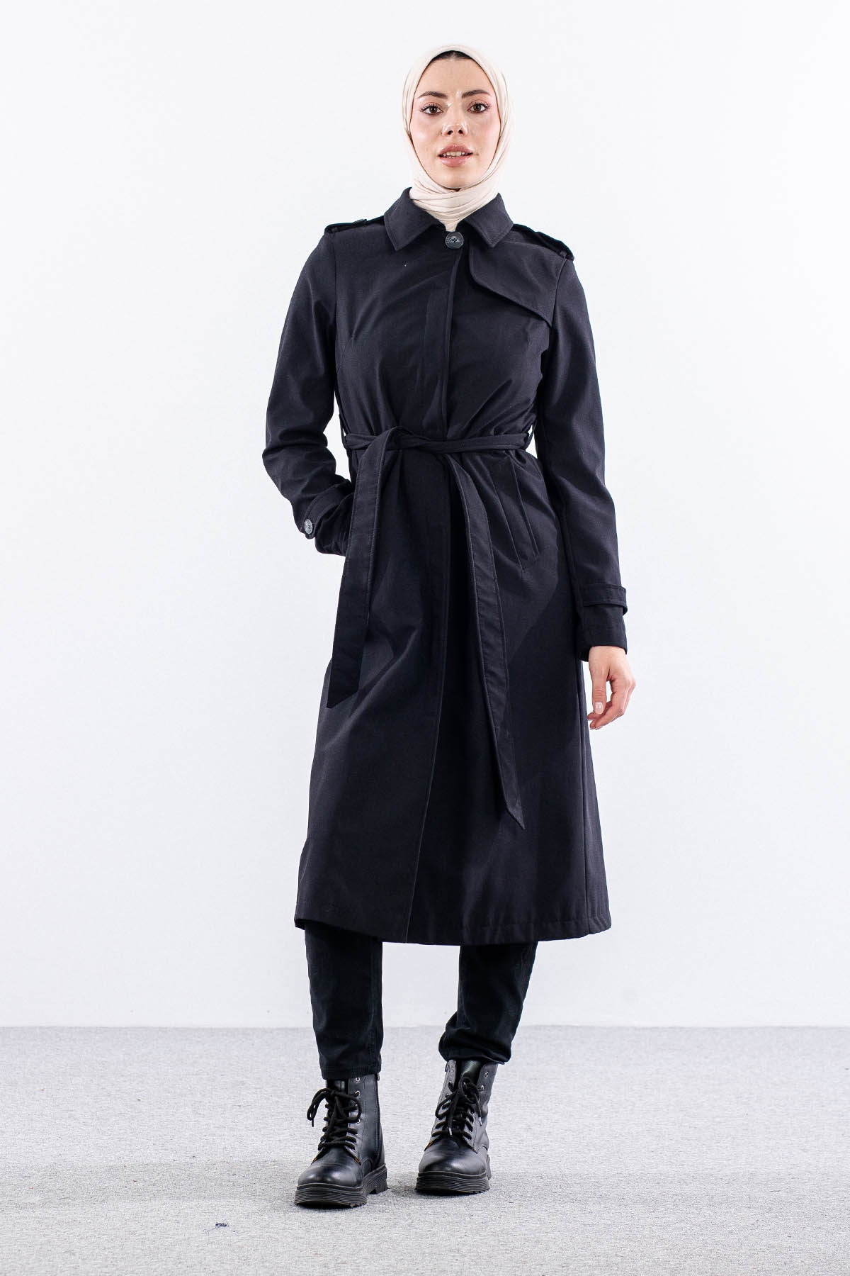 T1561 Trenç Kap 38-48 - Siyah - 2