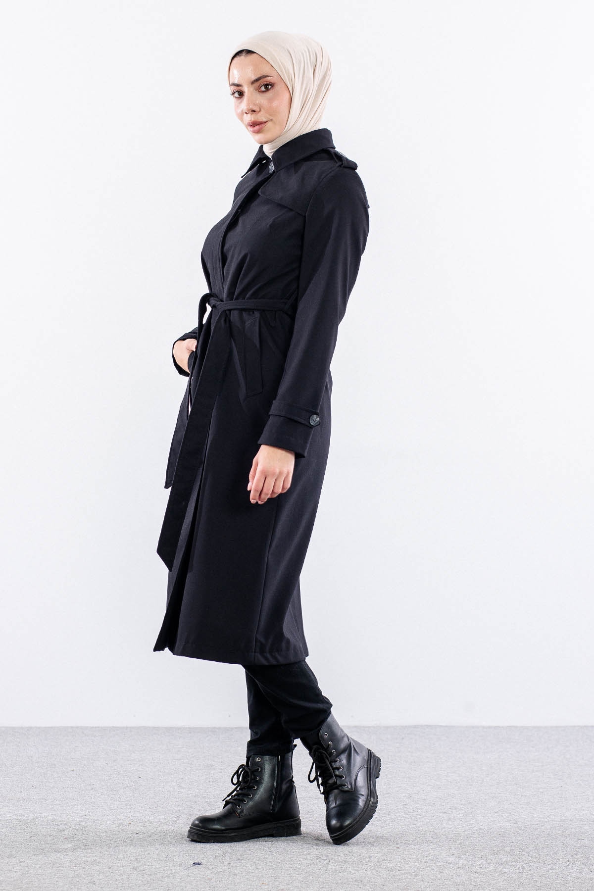 T1561 Trenç Kap 38-48 - Siyah - 3